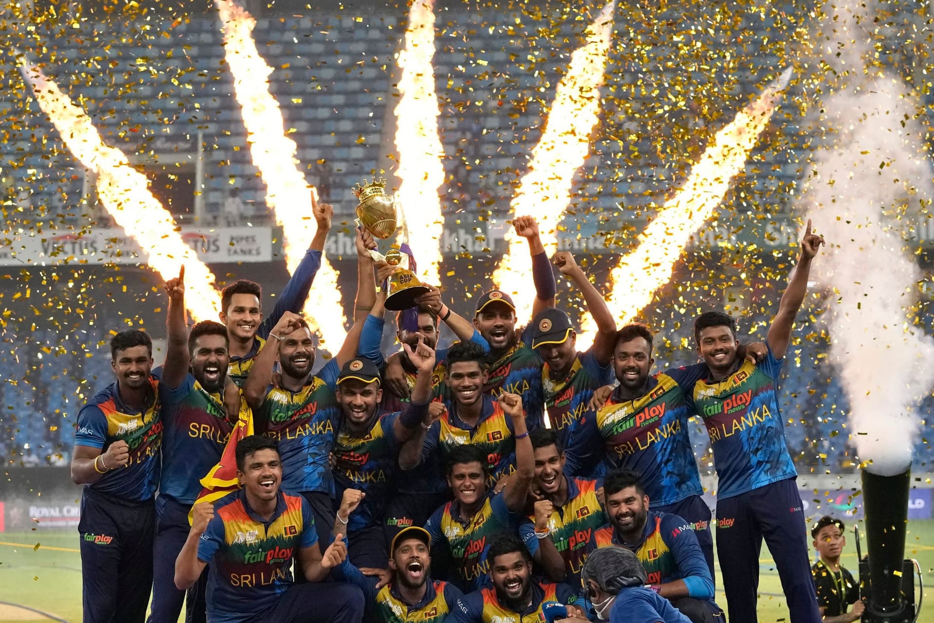 Asia Cup 2022: कुछ जीनियस नहीं, टीम खेलनी चाहिए