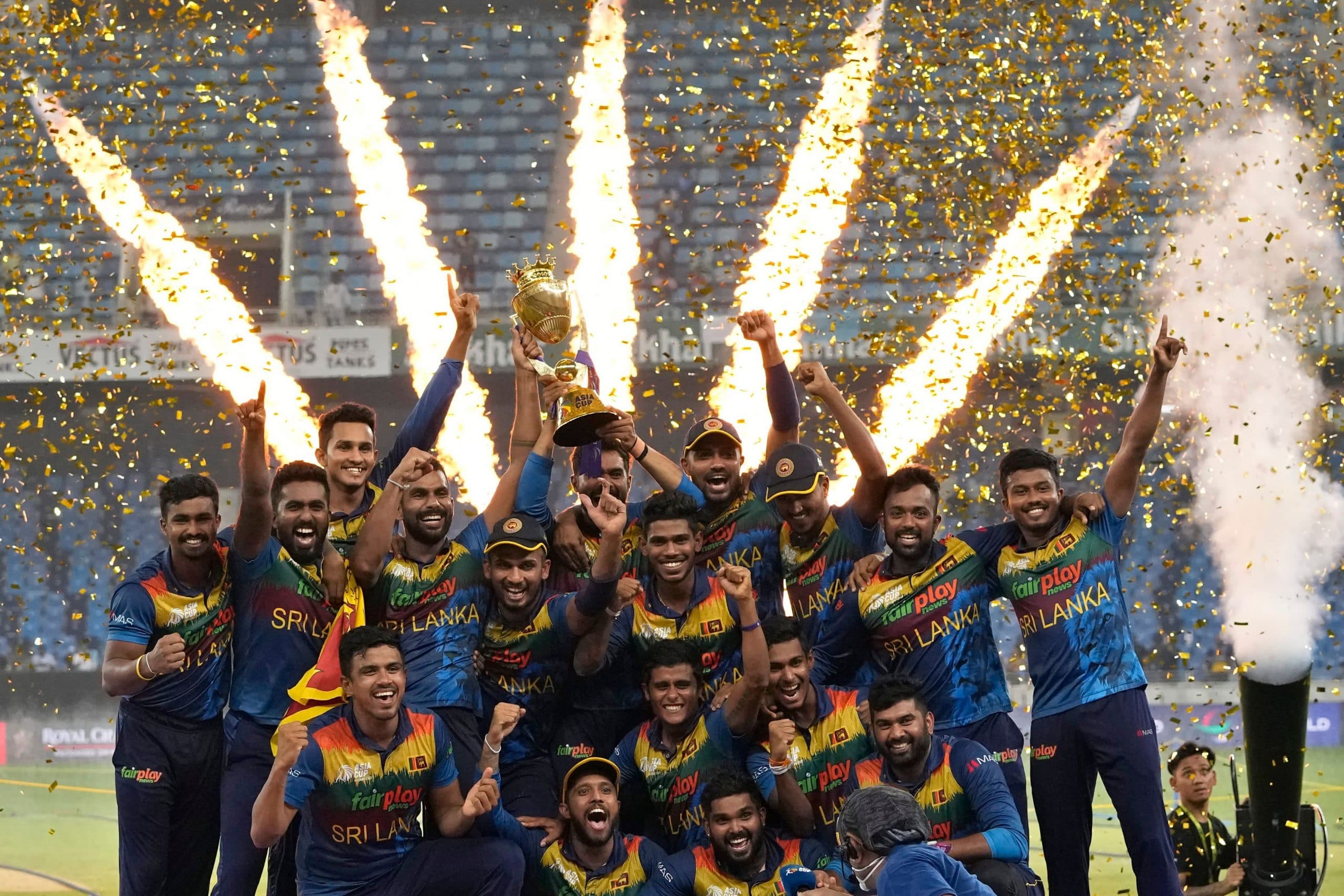 Asia Cup 2022: कुछ जीनियस नहीं, टीम खेलनी चाहिए
