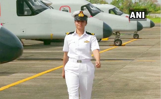 बिहार की बेटी शिवांगी ने रचा इतिहास, बनी देश की पहली नौसैनिक महिला पायलट, कहा...