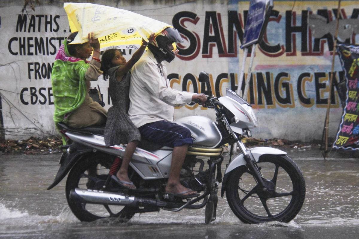 Bihar Monsoon: рдкрдЫреБрдЖ рдиреЗ рдмрдВрдЧрд╛рд▓ рдмреЙрд░реНрдбрд░ рдкрд░ рдорд╛рдирд╕реВрди рдХреЛ рд░реЛрдХрд╛, рдмрд┐рд╣рд╛рд░ рдЖрдиреЗ рдореЗрдВ рдЕрдм рд▓рдЧ рд╕рдХрддрд╛ рд╣реИ рд╡рдХреНрдд