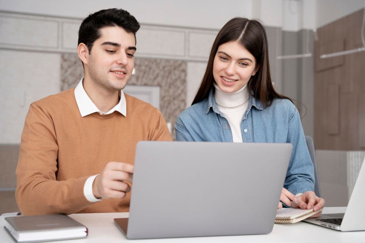 स्टेट बैंक में ग्रेजुएट के लिए बंपर वैकेंसी, सैलरी होगी 85000 से ज्यादा