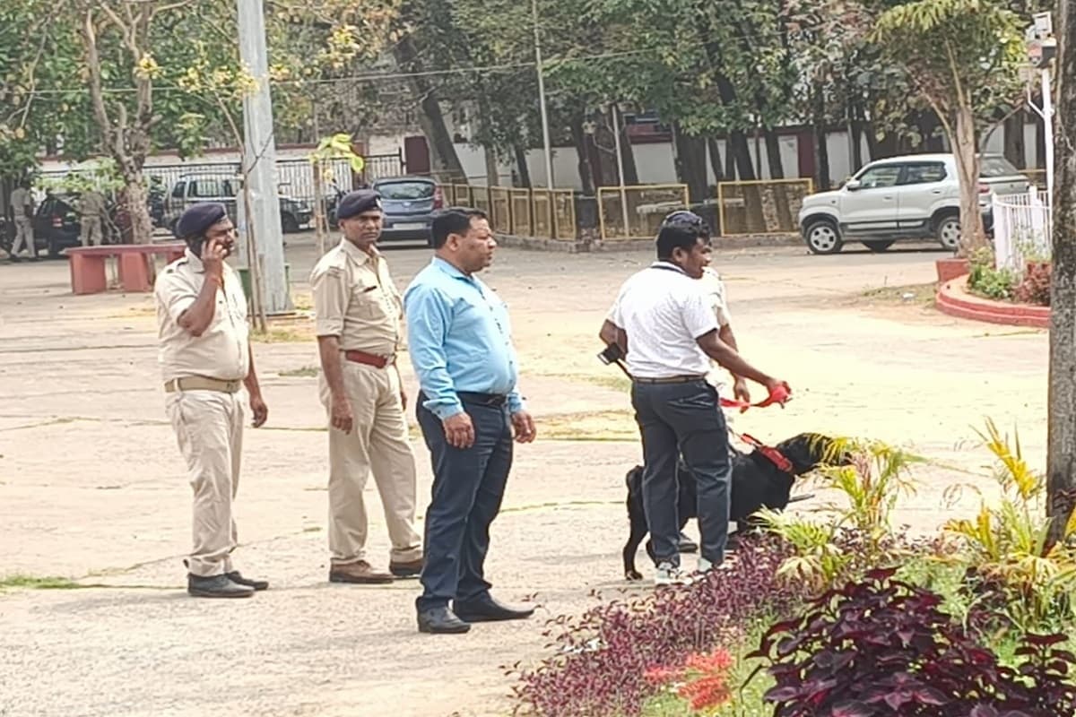 बोकारो सिविल कोर्ट को साइनाइड बम से उड़ाने की धमकी, सुरक्षा व्यवस्था टाइट