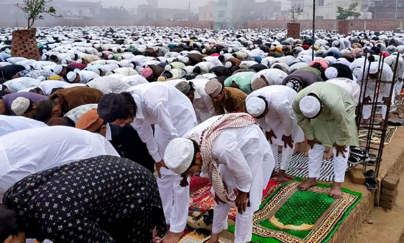 पश्चिम बंगाल में अब ईद पर एक दिन की छुट्टी, शुभेंदु सरकार की ओर से अधिसूचना जारी