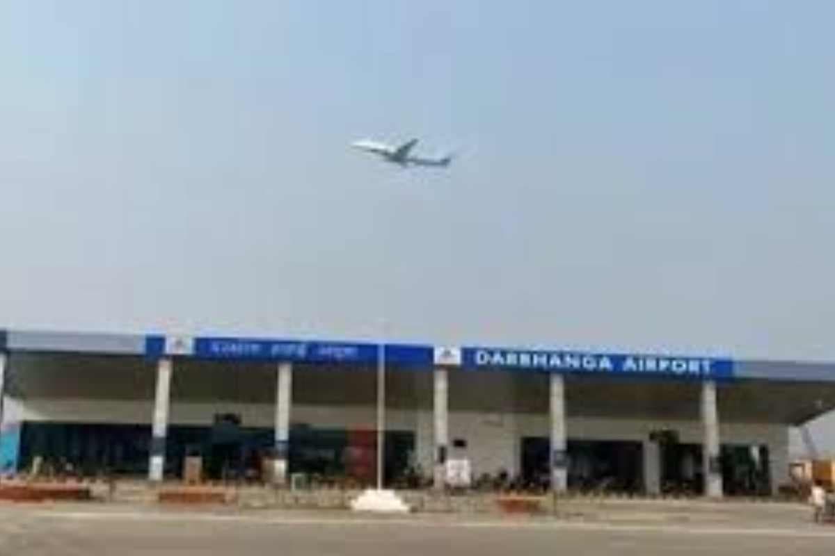 दरभंगा एयरपोर्ट पर रील बनाना और सेल्फी लेना पड़ेगा भारी, डीजीसीए ने सख्त किए सुरक्षा नियम