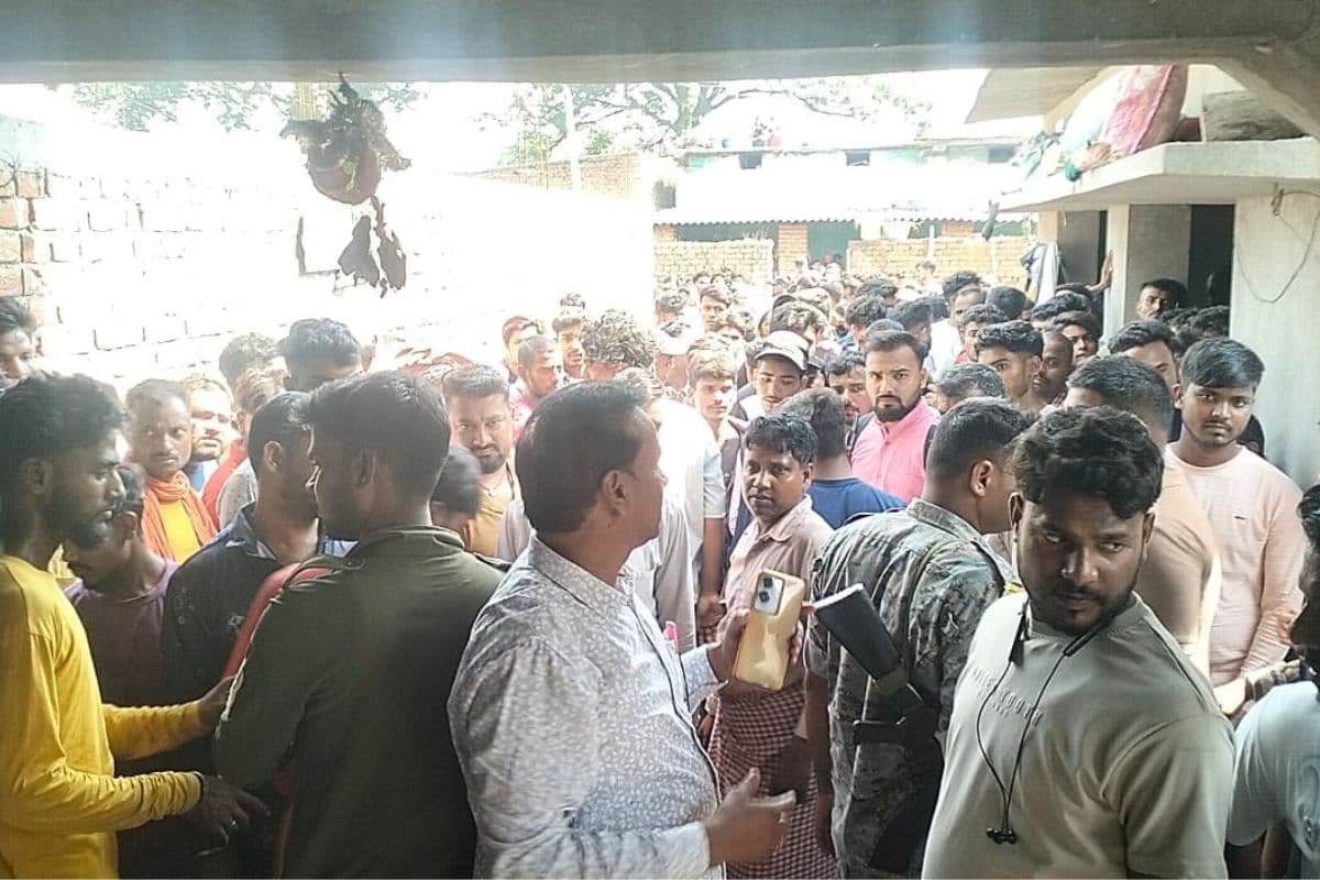 गिरिडीह में पिता ने तीन बेटियों की गला रेतकर की हत्या, जांच में जुटी पुलिस