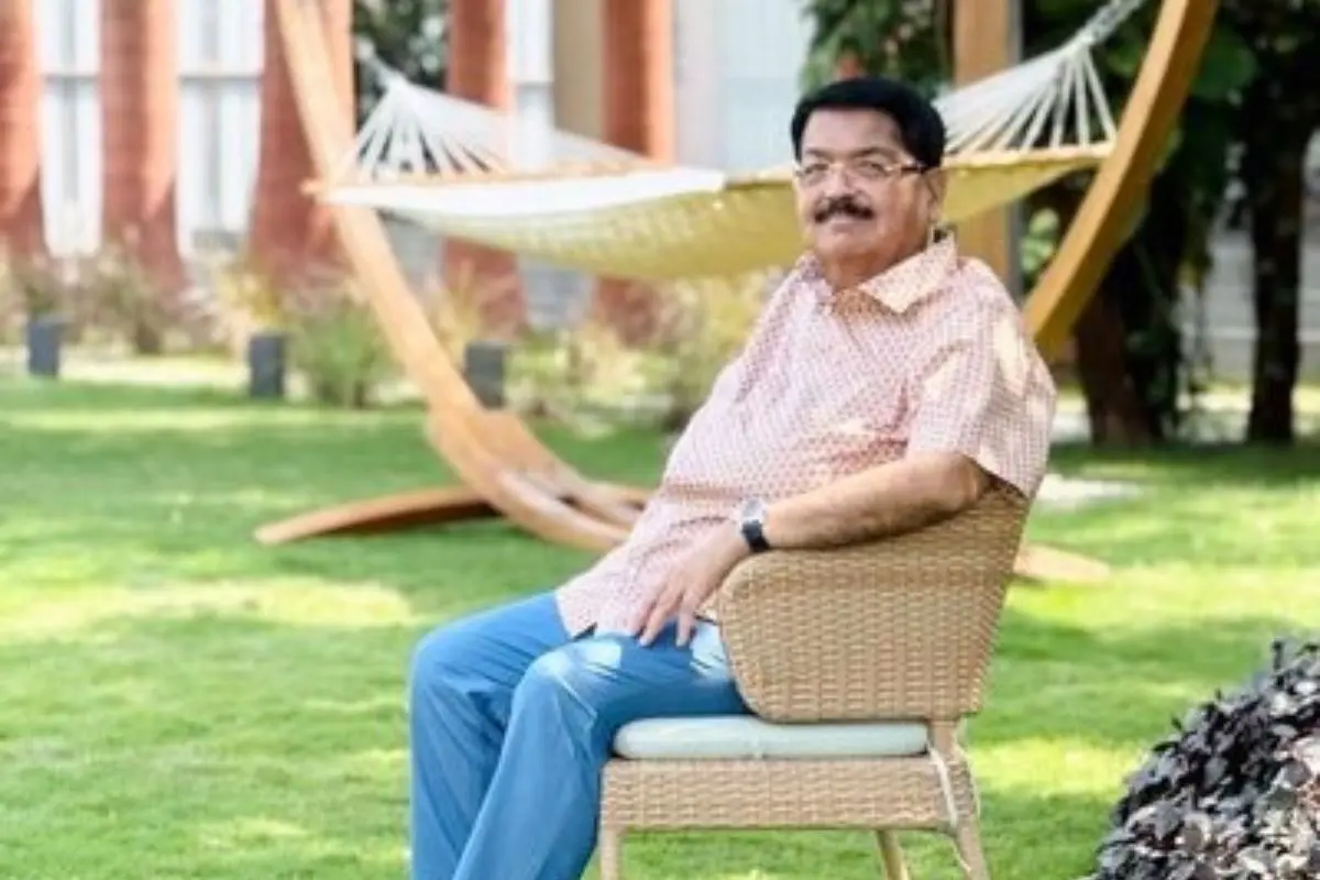 कौन हैं कांग्रेस को पटखनी देने वाले परिमल नथवाणी? जानिए मुकेश अंबानी के 'राइट हैंड' की कहानी