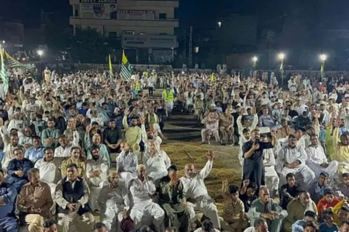 भीतरी बगावत है पीओके से उठी आवाज, पढ़ें आनंद कुमार का आलेख