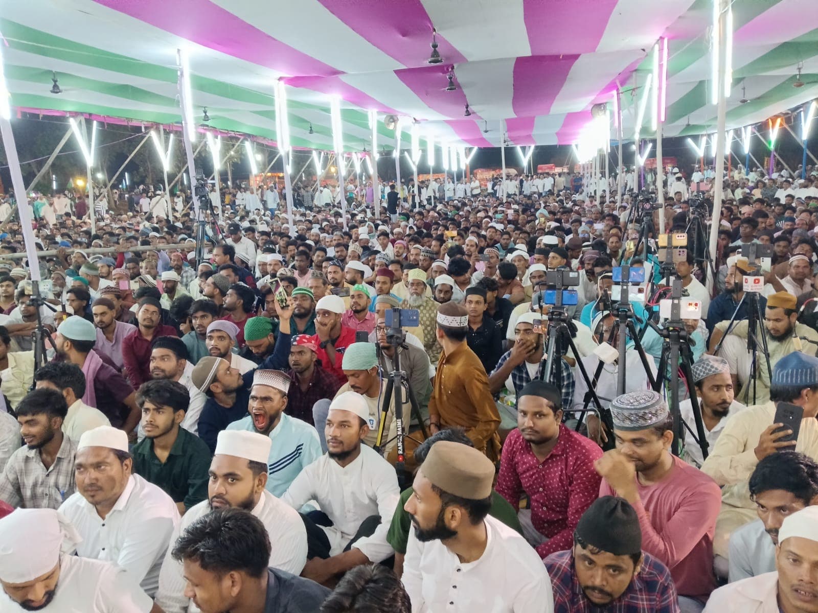 हर बालिग मुसलमान के लिए पांच वक्त की नमाज जरूरी : अमीनुल कादरी