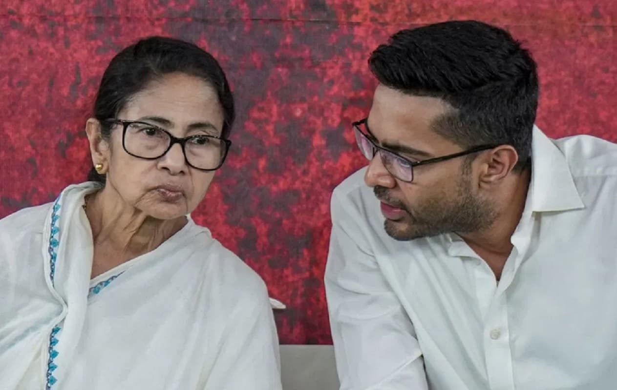 तृणमूल कांग्रेस में बगावत, टूट के कगार पर पार्टी, 50 विधायक आज लेंगे बड़ा फैसला