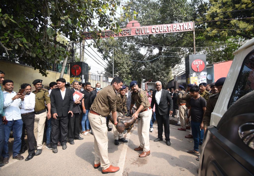 Transformer Exploded And Caught Fire In A Civil Court Premises One Lawyer Killed And Two Seriously Injured 36