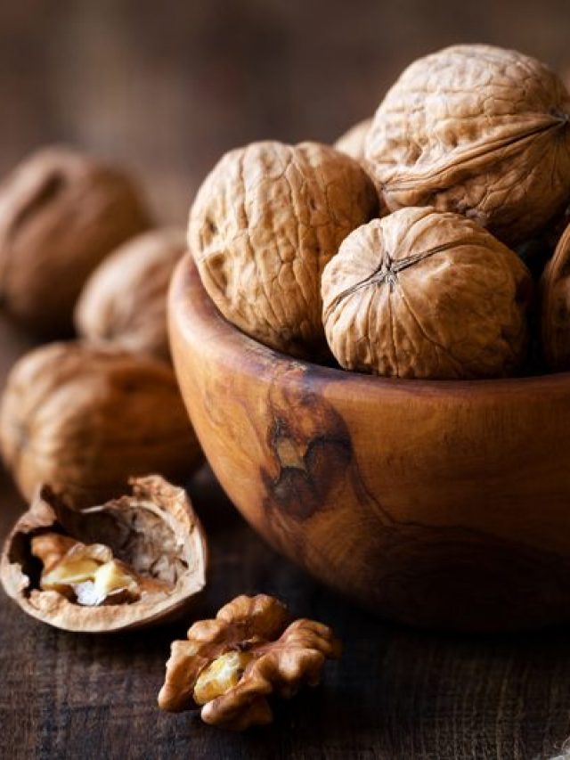 Cropped Walnuts 1