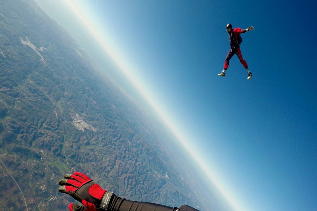 sky diving