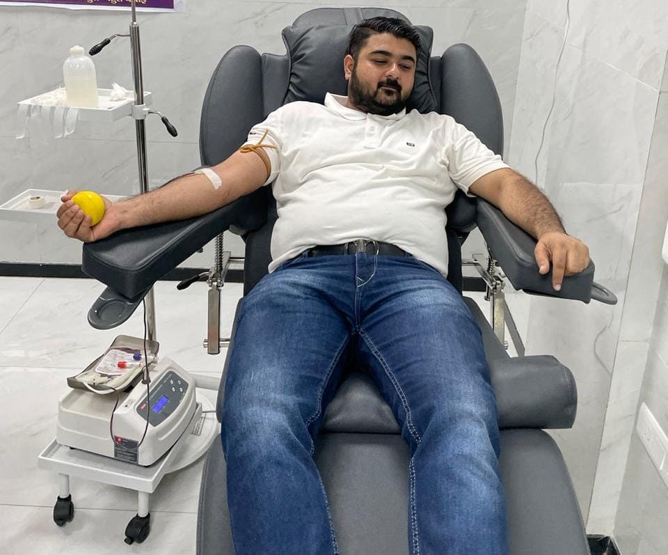 Voluntary blood donation for children suffering from Thalassemia 1