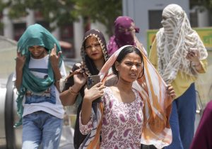 Weather: Hot Summer day in Delhi