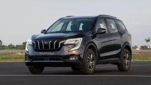 Mhindra XUV700 की 2 लाख यूनिट के प्रोडक्शन पूरा होने पर कंपनी ने इसे सेलिब्रेट करने का फैसला लिया है , X7 लाइनअप रेंज कंपनी 2 से ज्यादा का छूट दे रही है.