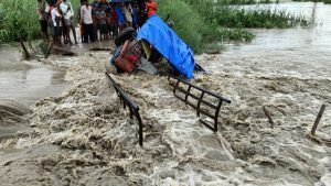 Bagaha Temporary bridge collapsed