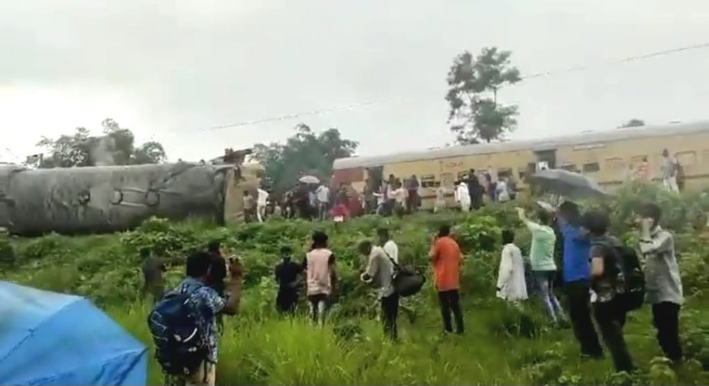 kanchanjunga express accident1