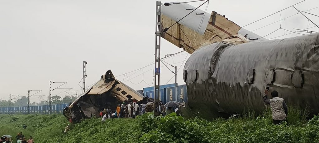 train accident in bengal news