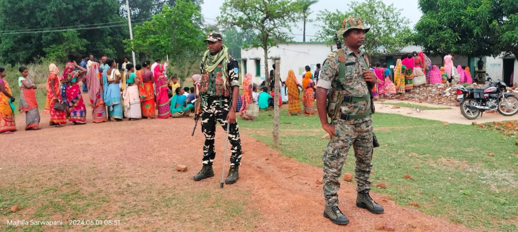 Vote In Naxal Affected Area 1