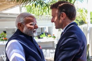 Pm Modi and Emmanuel Macron