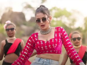 bhojpuri dancer khushi new song