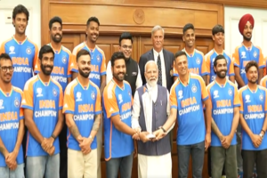 Indian team meet PM Modi