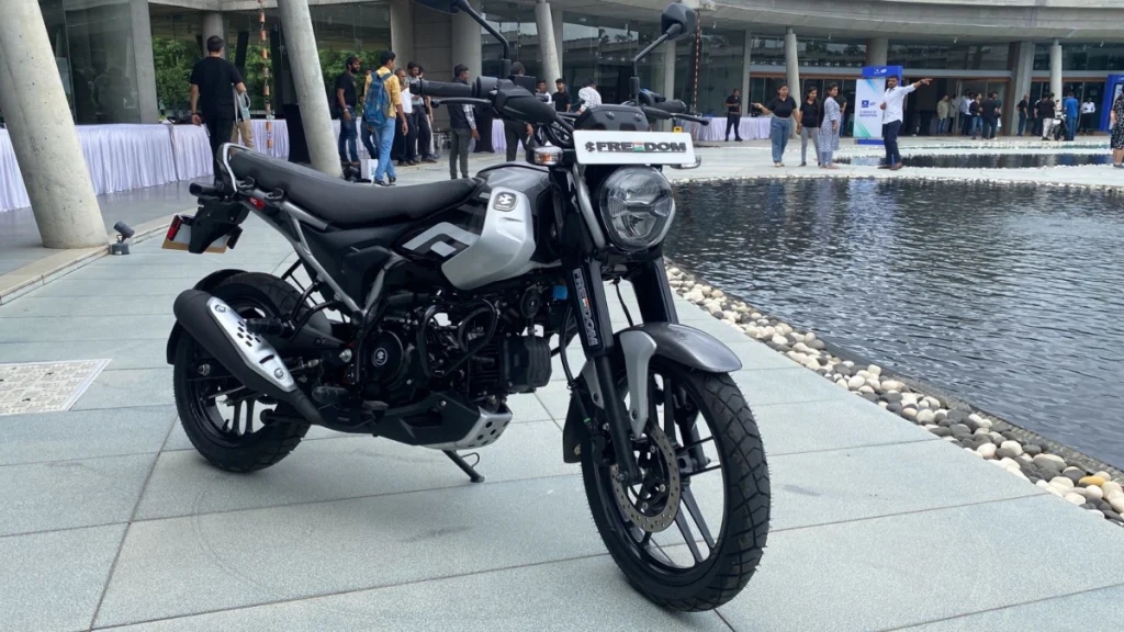 Bajaj Freedom 125 1