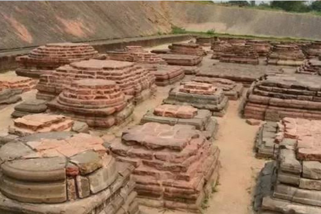 Colganj Rock Cut Temple