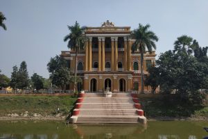 Hazaar Dwari Palace and Museum of West Bengal
