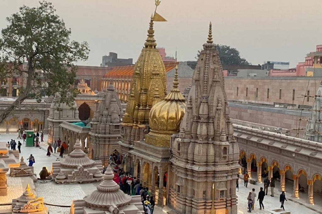 Kashi Vishwanath Temple 1