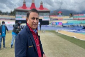 Sunil Gavaskar wants authorities to end 'unofficial' drink breaks in cricket