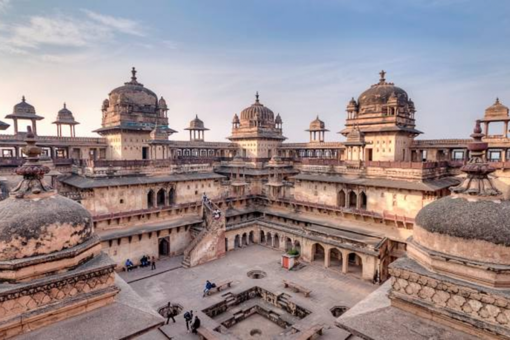 Orchha Fort