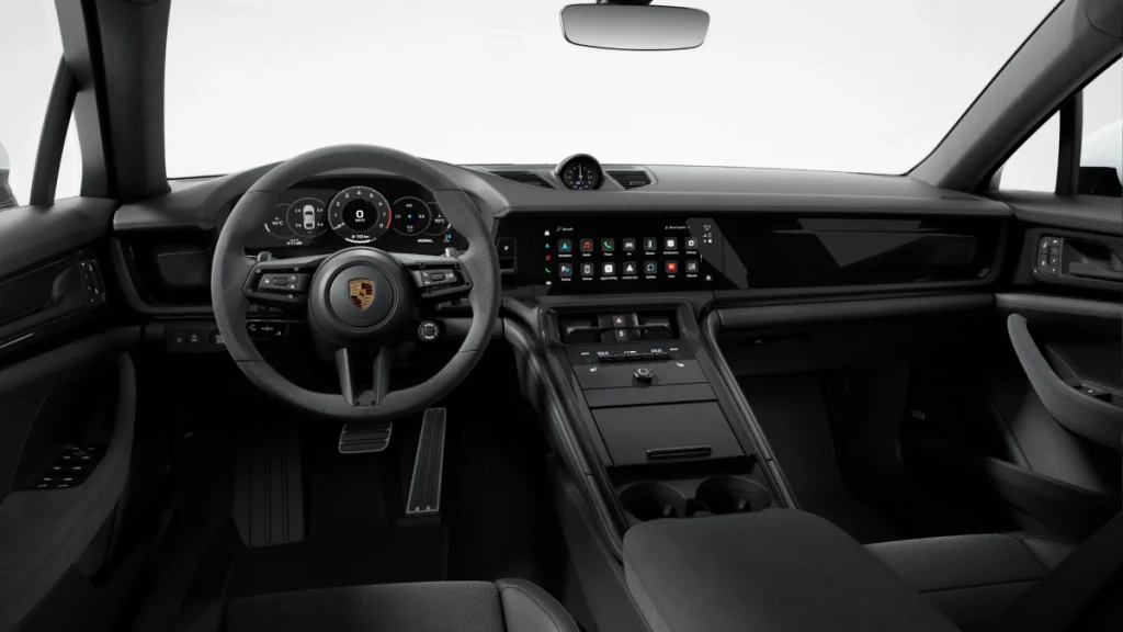 Porsche Panamera GTS interiors