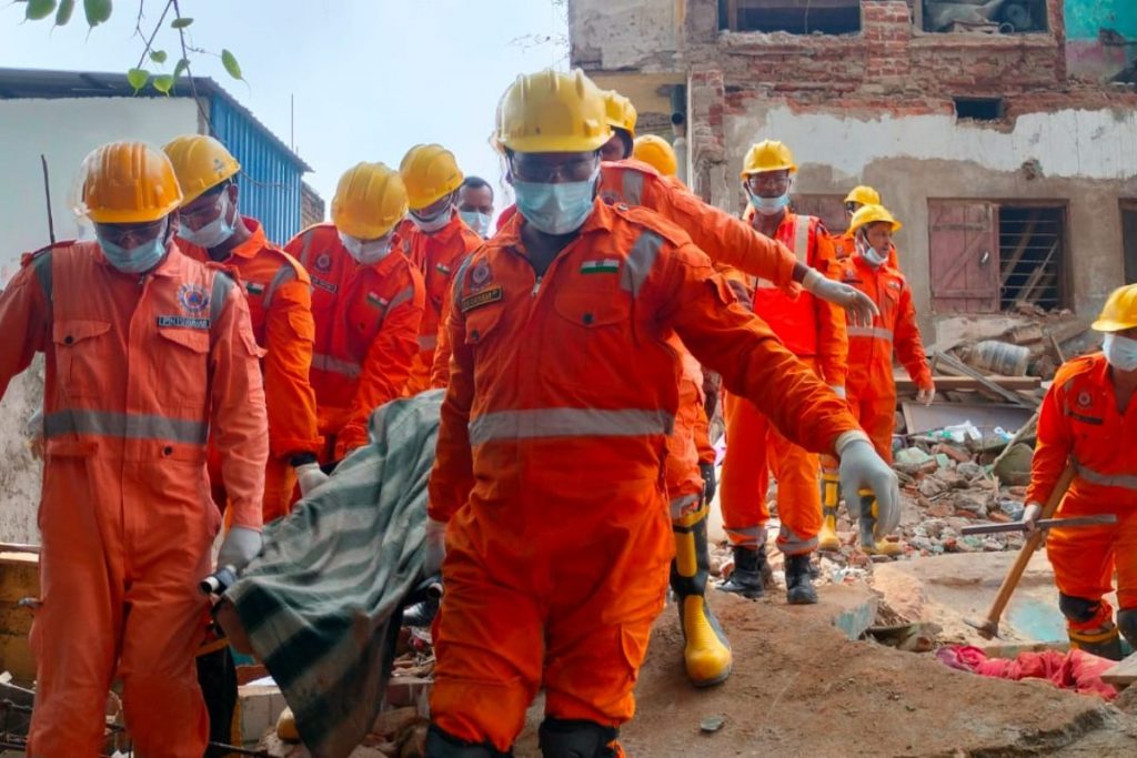 Deoghar Building Collapse Rescue Operation Ndrf Jharkhand 1