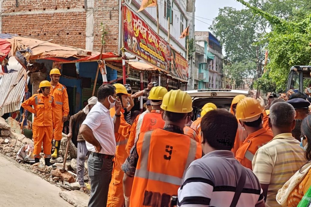 Deoghar Building Collapse Rescue Operation Ndrf Jharkhand 5