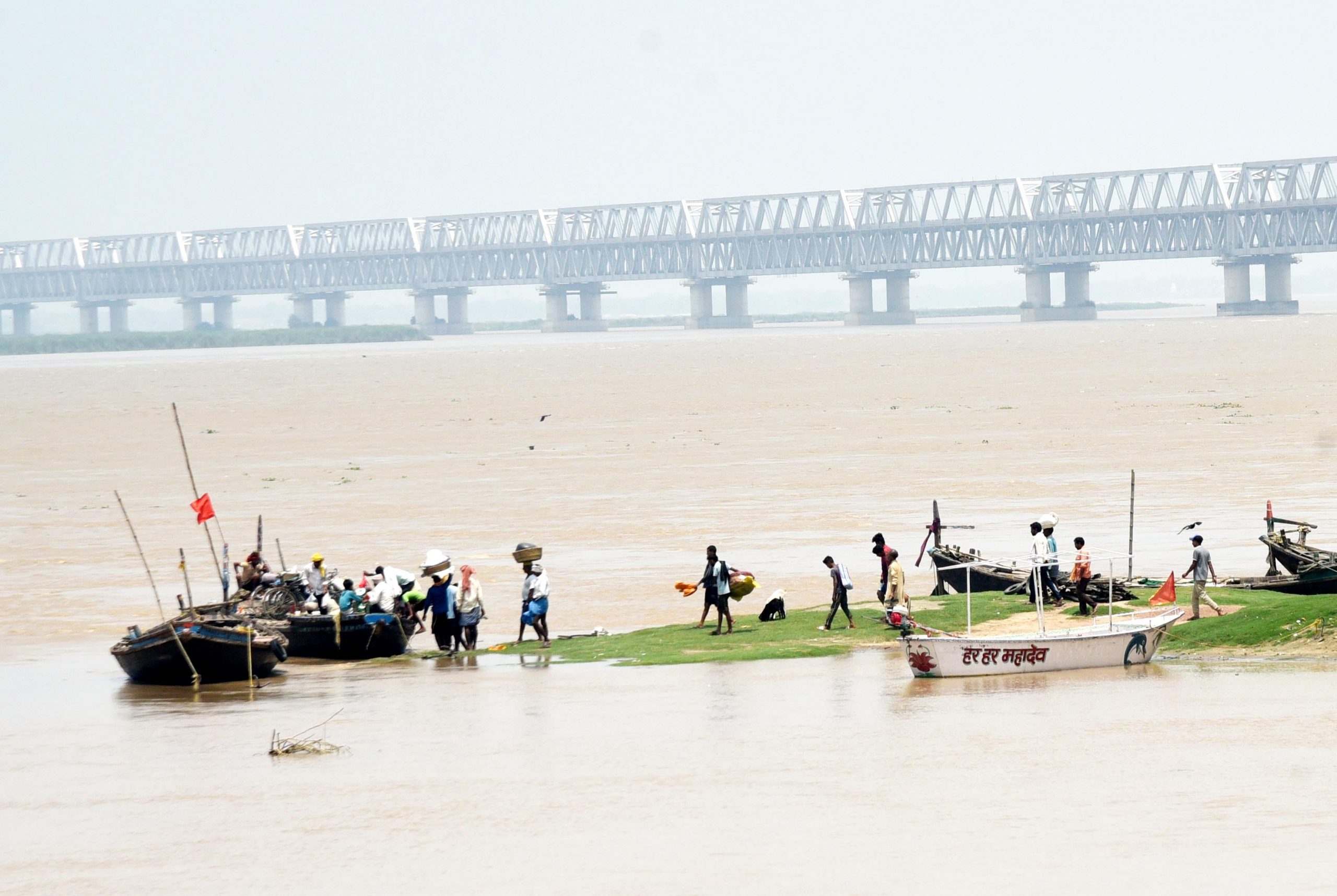 Bihar Flood News: बिहार में गंगा का जल स्तर बढ़ने से दियारा के सात गावों  में बाढ़ का खतरा