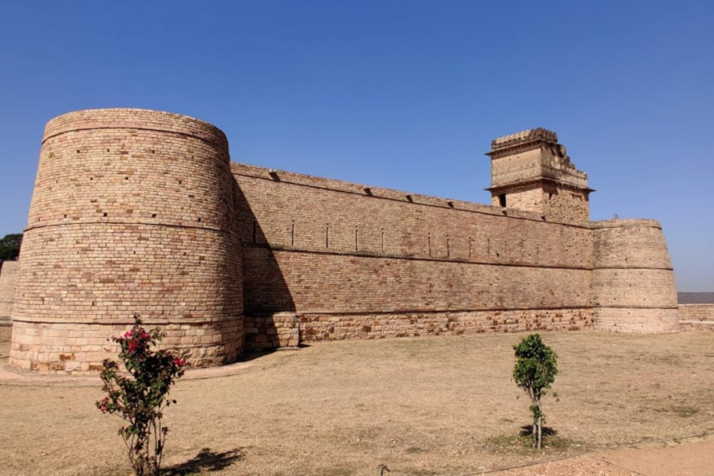 Chanderi Fort 1