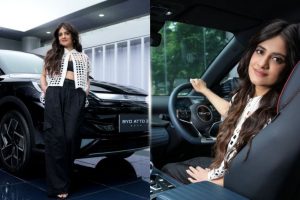 Singer Jasleen Royal fell in love with BYD ATTO 3 know the special features of this electric car