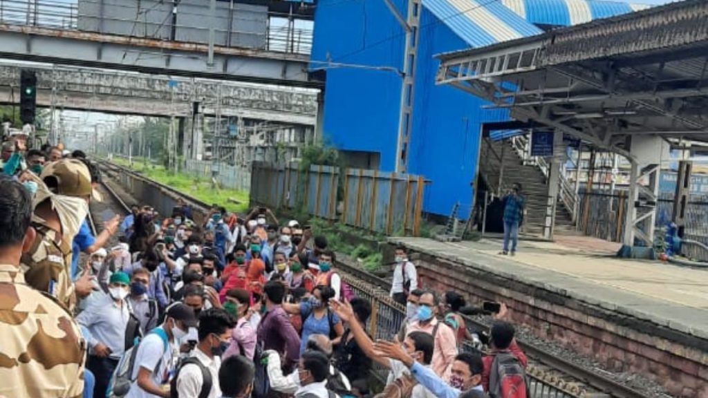 Badlapur Railway Station