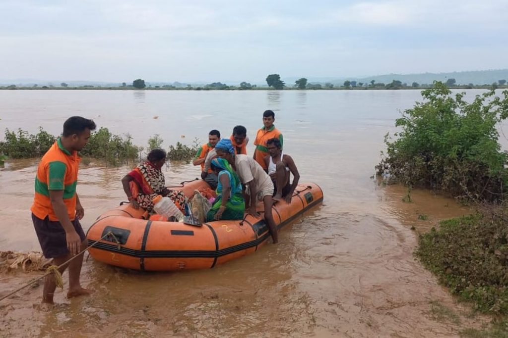 jharkhand flood garhwa rescue operation