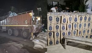 aurangabad liquor news | Bihar liquor News Truck loaded with foreign liquor caught in Aurangabad, Bihar