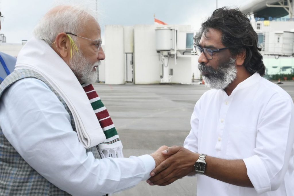 hemant soren meets pm modi