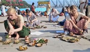 pitru paksha news| Pitru Paksha 2024: People are reaching Gaya from all over the world to offer offerings to their ancestors.