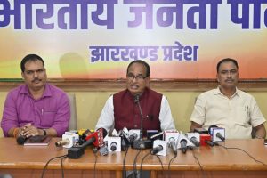 shivraj singh chouhan attacks hemant soren jharkhand assembly election