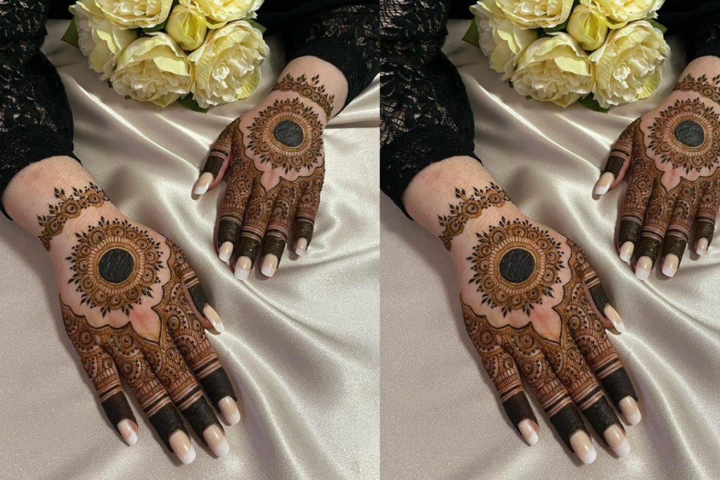 Karwa Chauth Center Mehndi Design: