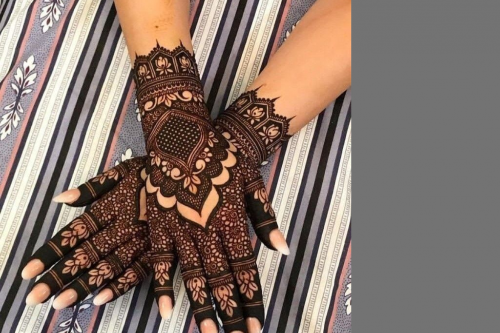 Karwa Chauth Mehndi Designs 1