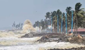 dana cyclone bihar weather| Bihar Weather: 'Dana' will be seen in fierce form today, alert of rain with strong wind in these 20 districts of Bihar