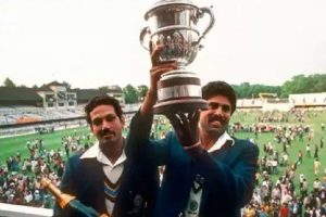 Kapil dev holding world cup 1983