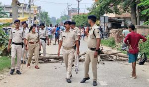 patna crime news| Bihar Crime News: A young man was beaten to death in Patna, angry people broke many vehicles.