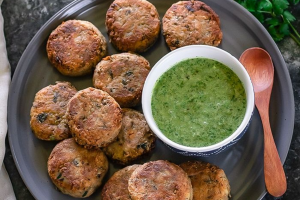 High Protean Tikki Recipe For Breakfast: हाई प्रोटीन से भरपूर टिक्की बनाना है बेहद आसान, जानें रेसपी